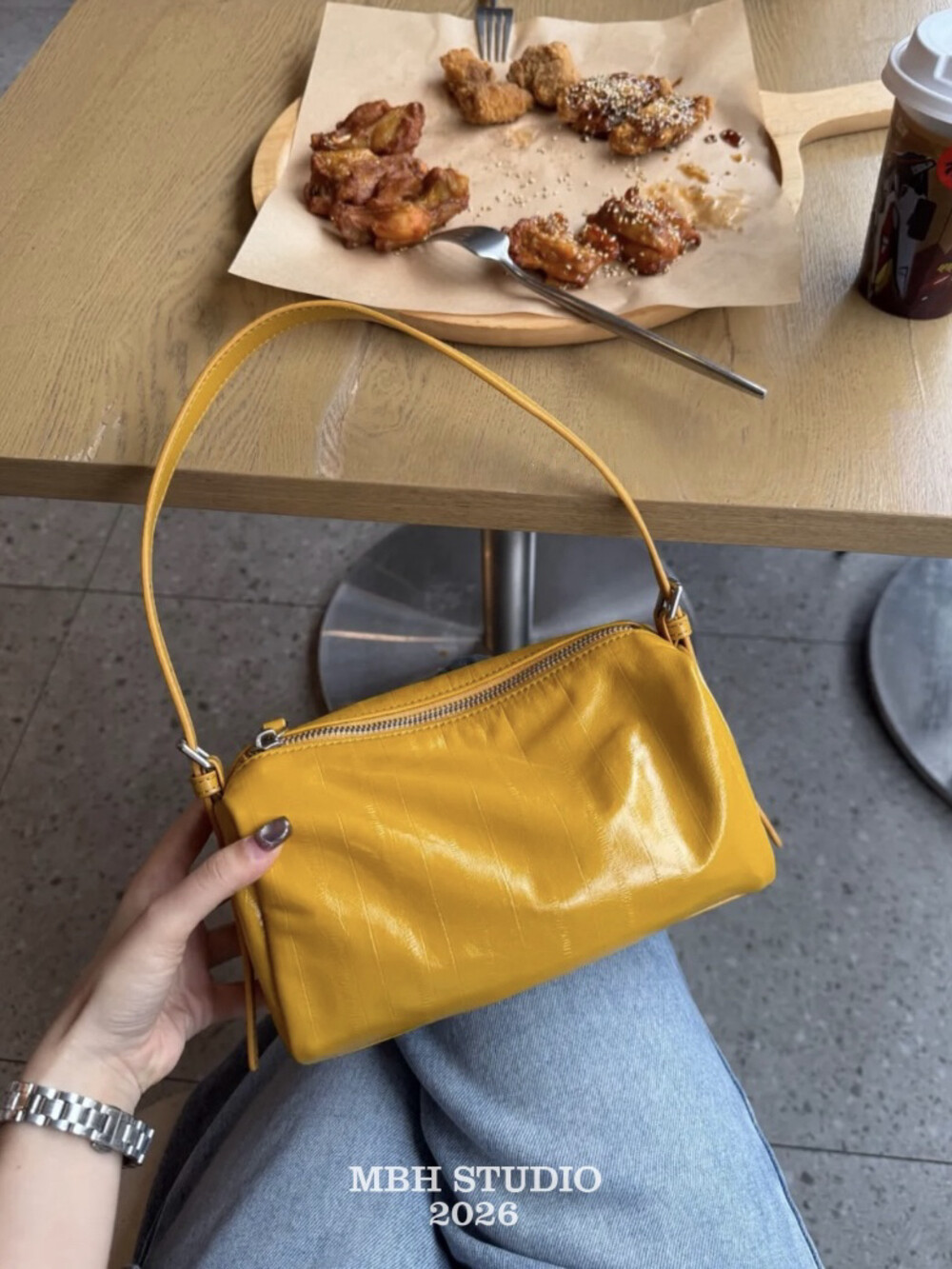 MBH Eel Grain Top Layer Oil Wax Leather Minimalist Toast Bag Premium Shoulder Bag with Strap